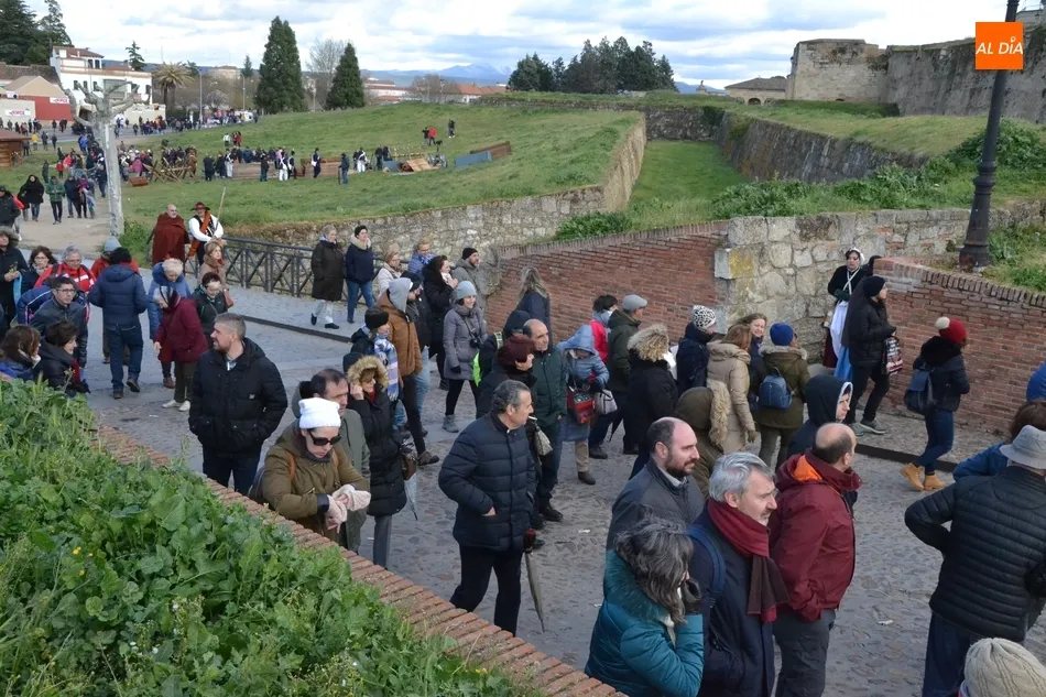 Foto 10 - Las tropas aliadas hacen retumbar la ciudad para conseguir liberarla del ej&eacute;rcito franc&eacute;s  