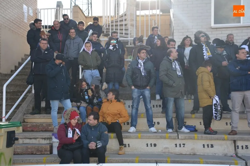 Foto 4 - Un punto y a pensar en el derbi (0-0)