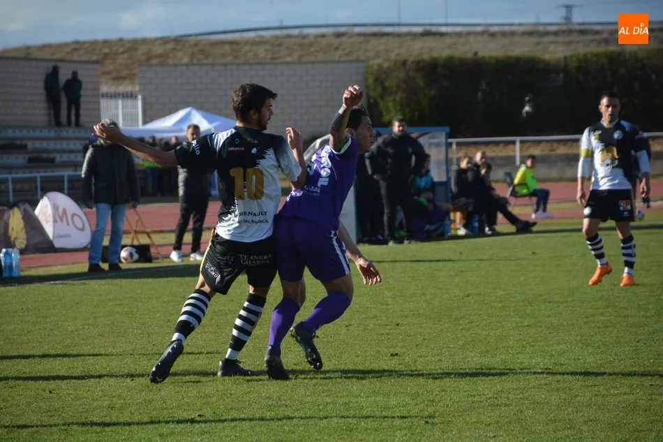Foto 2 - Un punto y a pensar en el derbi (0-0)
