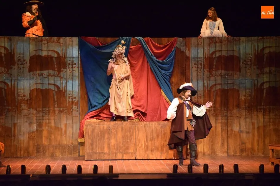 Foto 5 - Cyrano de Bergerac engatusa al p&uacute;blico charro