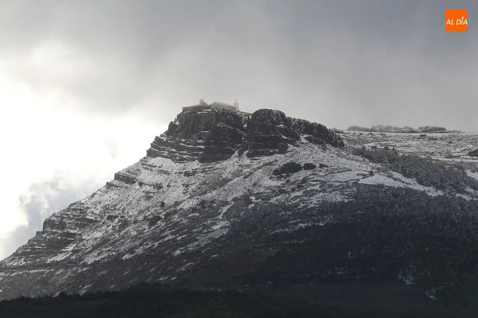 Foto 3 - Una gran nevada cubre de blanco la Sierra de Francia