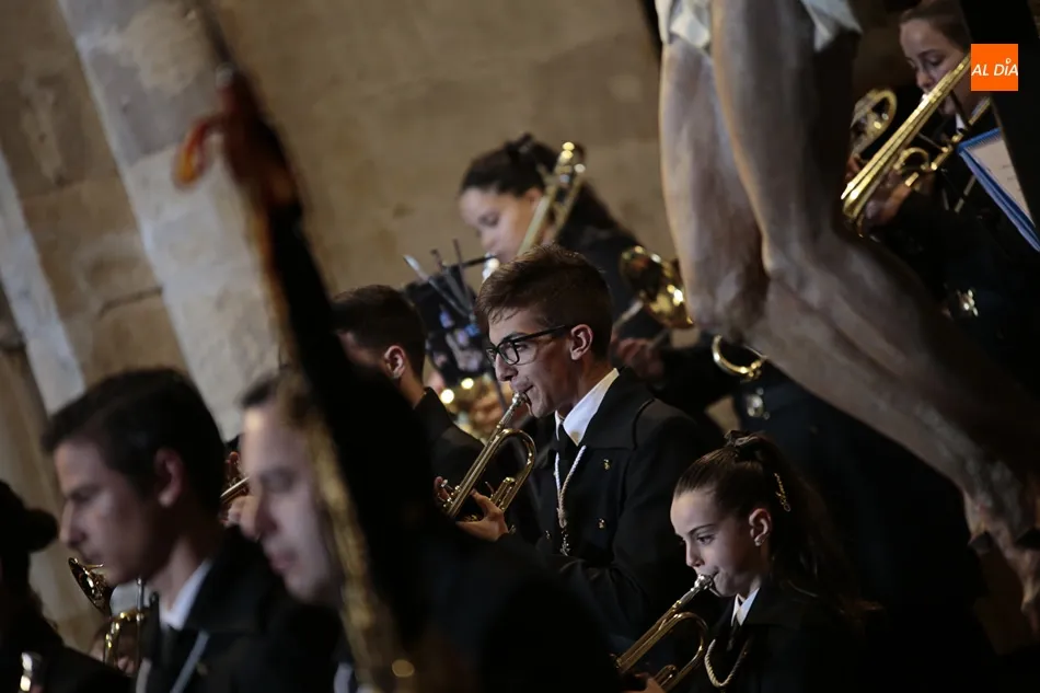Foto 11 - Concierto solidario de la Banda de Cornetas y Tambores del Cristo del Amor y de la Paz a favor de...