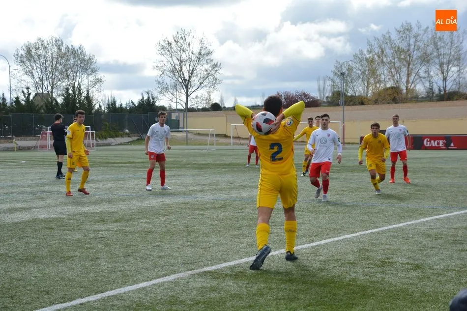 Foto 7 - El Santa Marta no puede cerrar la temporada con victoria al perder ante el Alcorc&oacute;n (0-2)