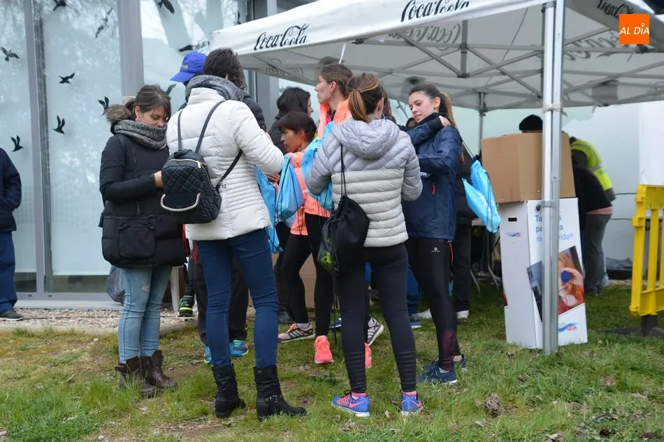 Foto 7 - Carlos Herr&aacute;ez y Leticia Mart&iacute;n vencen en la&nbsp;VII Carrera Solidaria Isla del Soto