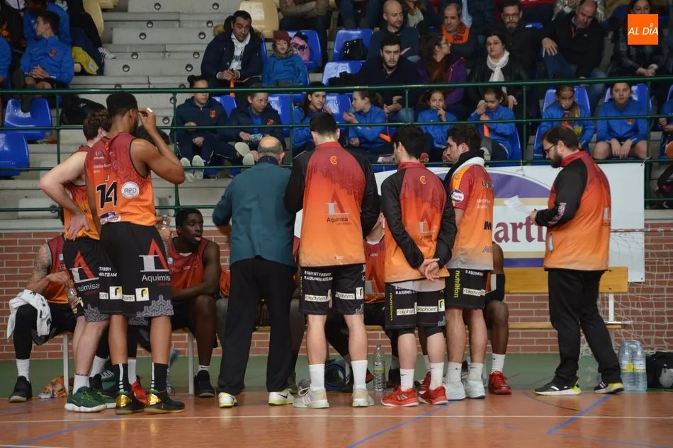 Foto 5 - El Aquimisa Basket suma y sigue tras derrotar de manera contundente al Agustinos Le&oacute;n (78-48)