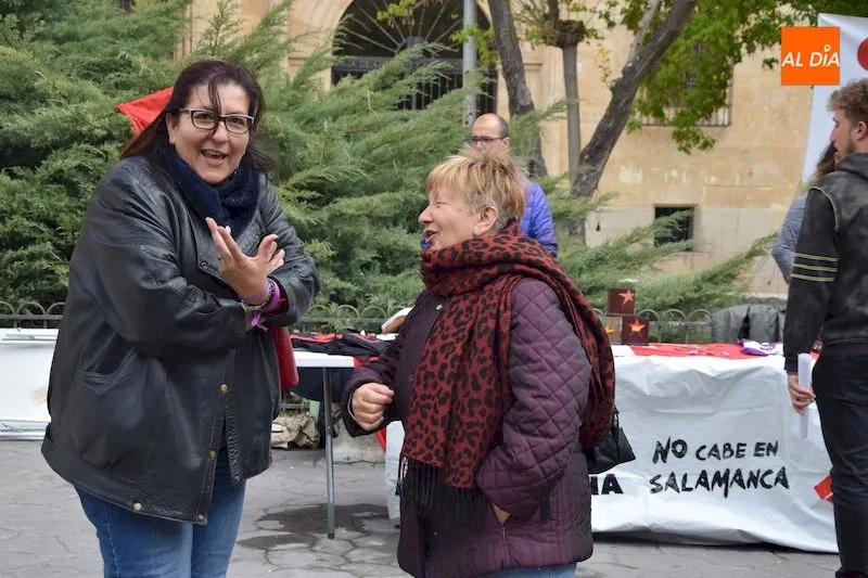 Foto 4 - El PCE y la UJCE se concentran en Salamanca con motivo del 88&ordm; aniversario de la II Rep&uacute;blica
