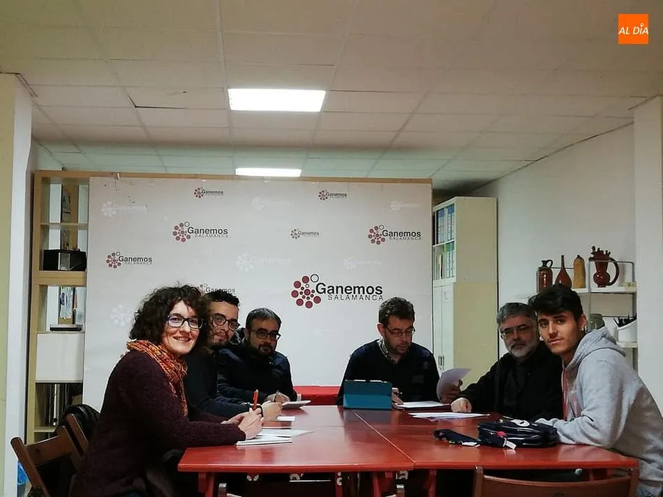 Foto 2 - Attac Salamanca renueva su junta directiva con un estudiante de Econ&oacute;micas al frente