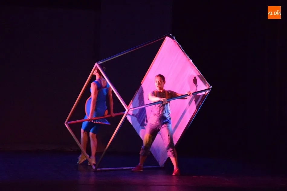 Foto 4 - Larumbe Danza ofrece un m&aacute;gico espect&aacute;culo de cuento