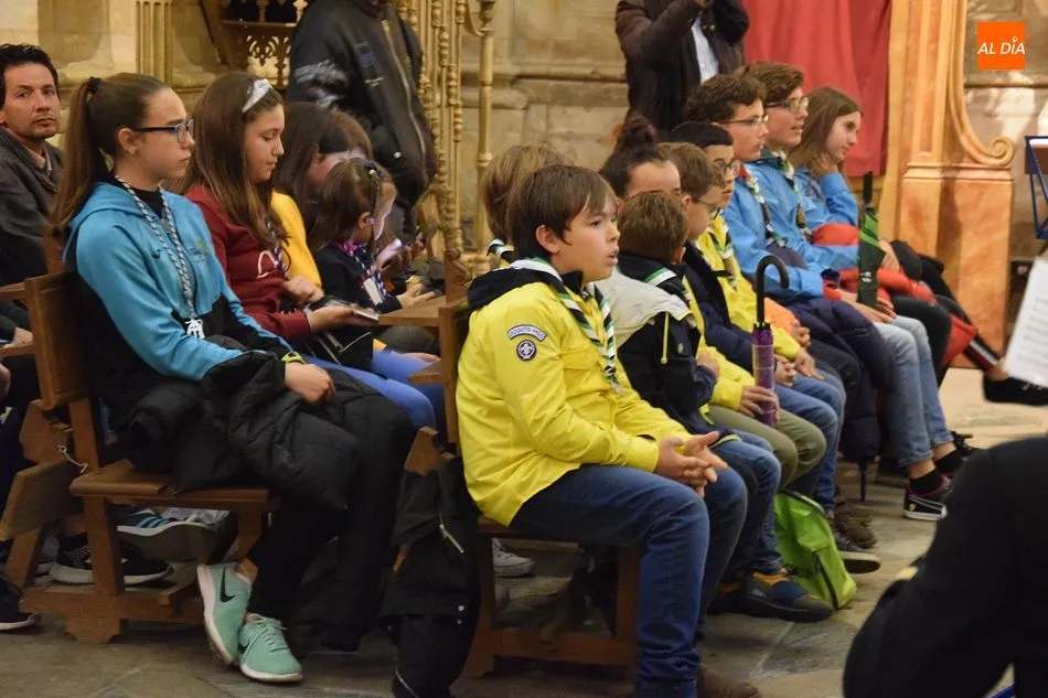 Foto 6 - La Hermandad Jes&uacute;s Amigo de los Ni&ntilde;os homenajea al MSC