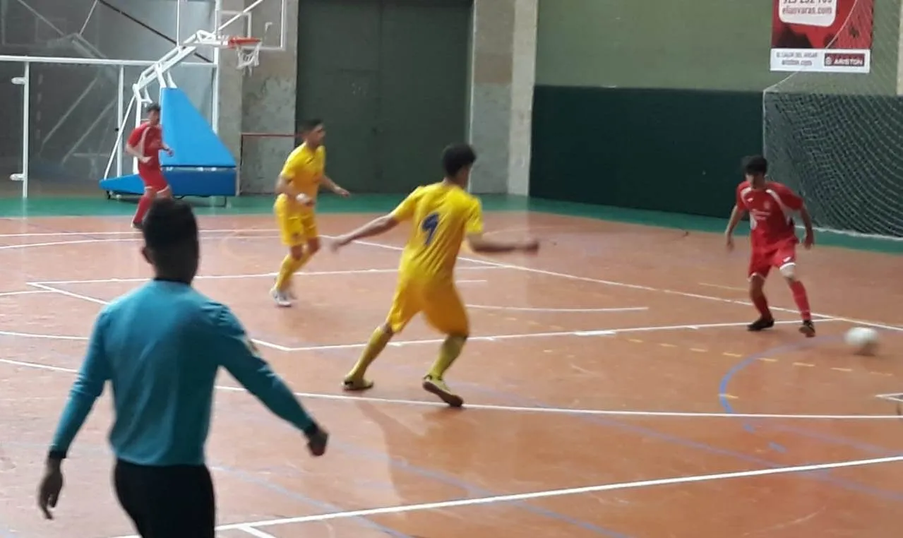 Foto 7 - El III Senior cumple en Carbajosa con un p&oacute;ker de Asier y se gana un &lsquo;comod&iacute;n&rsquo; para el...