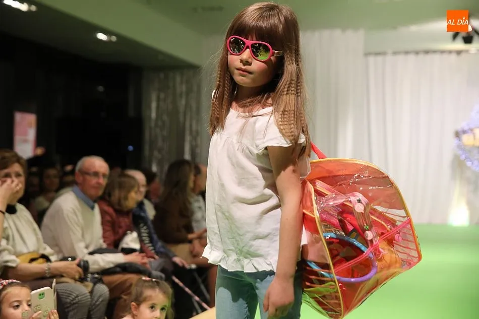 Foto 10 - El CC El Tormes viste sus mejores galas en el desfile de primavera
