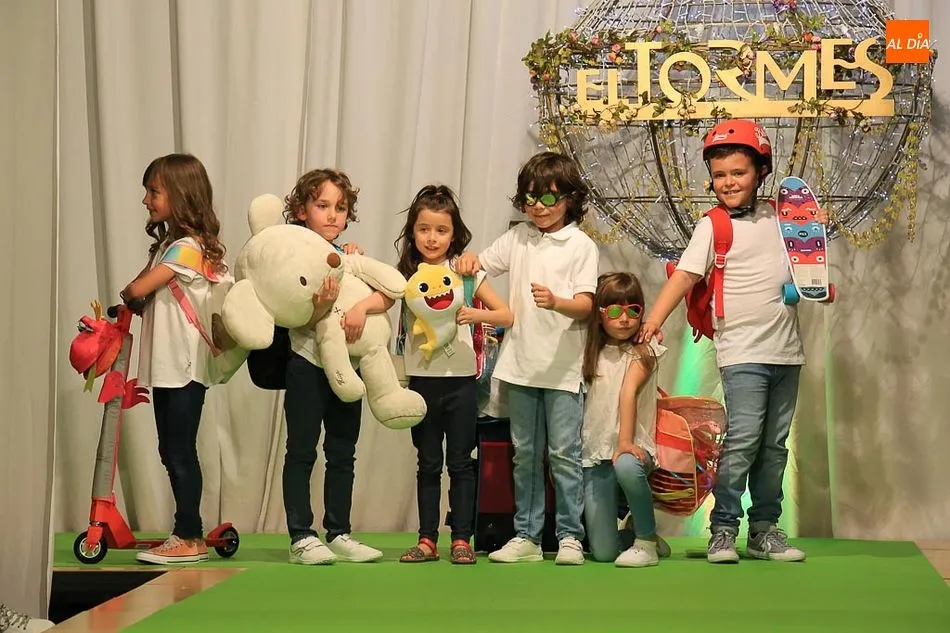 Foto 9 - El CC El Tormes viste sus mejores galas en el desfile de primavera