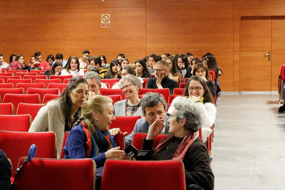 Foto 2 - Ullah Khan lleva a la UPSA su experiencia como activista contra la esclavitud infantil