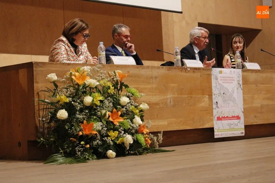 Foto 3 - La USAL analiza los nuevos retos en la formaci&oacute;n del profesorado para la inclusi&oacute;n