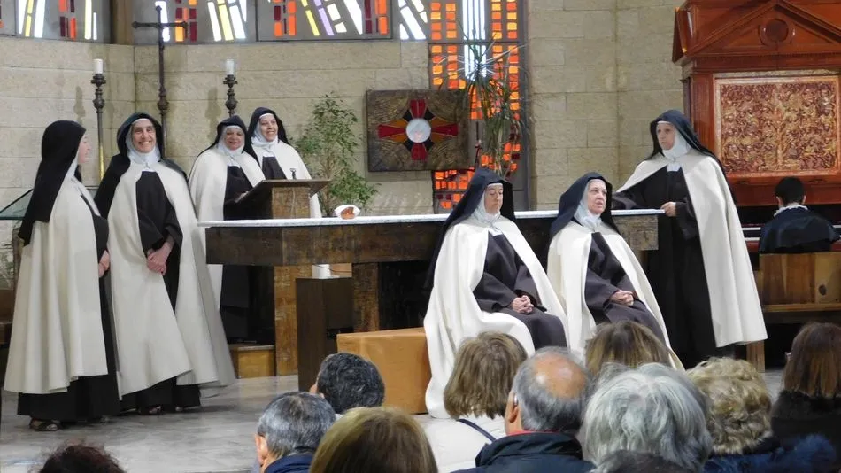 Montaje en la iglesia de San José Obrero de la localidad madrileña de Coslada