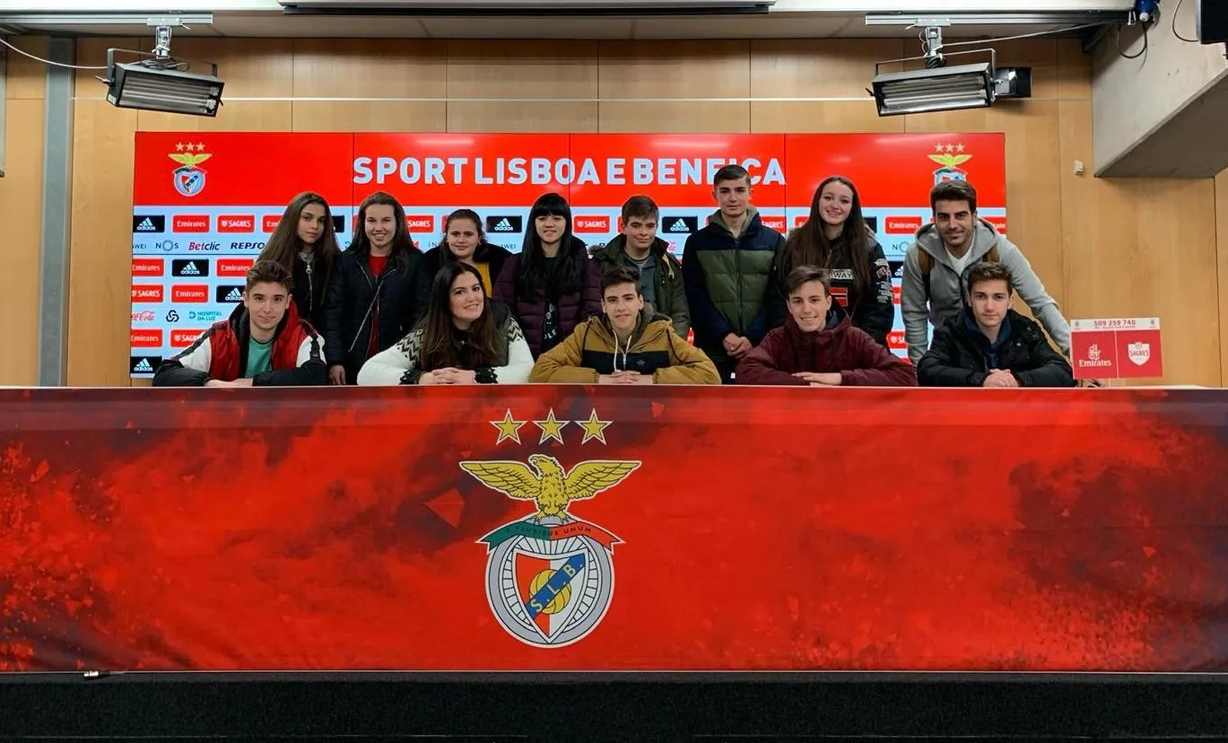 Foto 3 - Los alumnos de 4&ordm; de la ESO de Misioneras-Santa Teresa se van de viaje de fin de curso a Portugal  