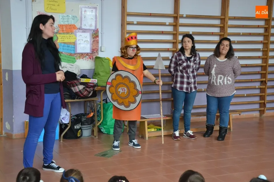 Foto 9 - El Colegio San Francisco recibe a integrantes de Rodericus y de la AFE 75 Aniversario  