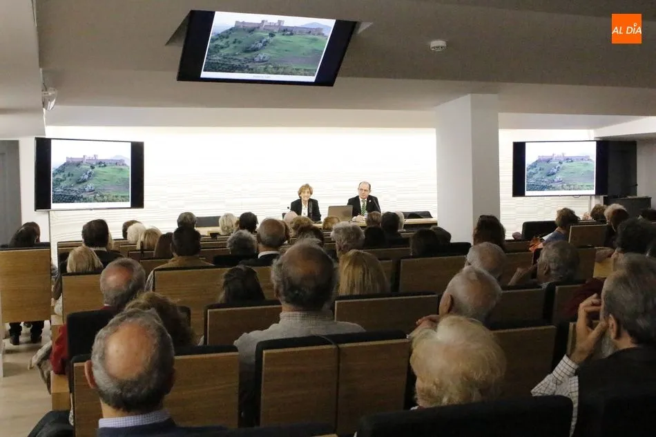 Foto 5 - La figura de Hern&aacute;n Cort&eacute;s centra una nueva charla del Ciclo Cultural del Colegio de M&eacute;dicos