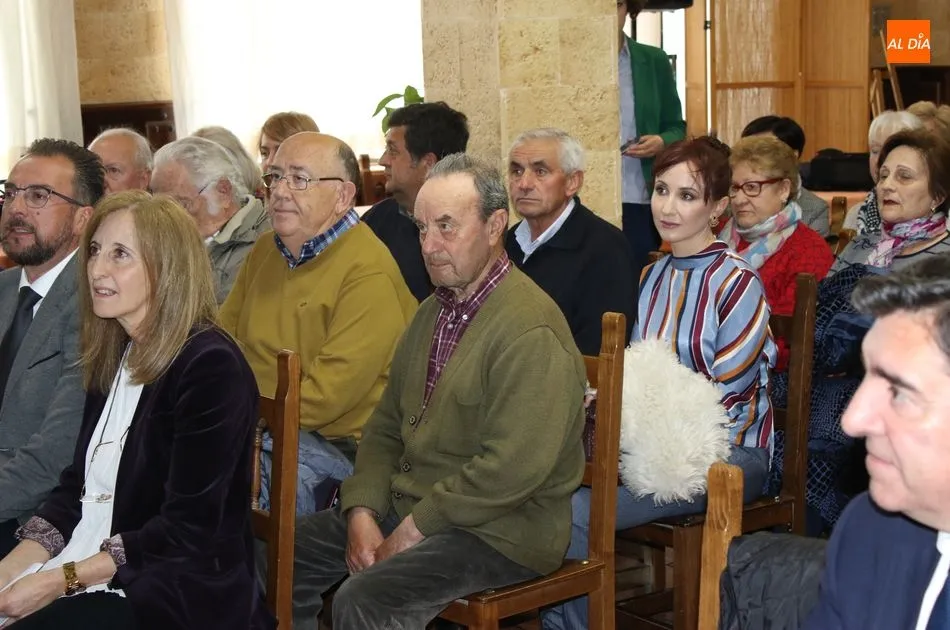 Foto 9 - Concepci&oacute;n Migu&eacute;lez, candidata del Partido Popular a la alcald&iacute;a de Alba de Tormes  