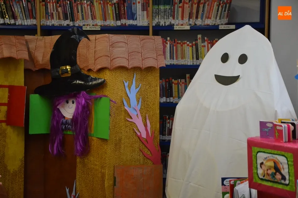 La Biblioteca conmemora el Día del Libro con dos exposiciones y una lectura pública  