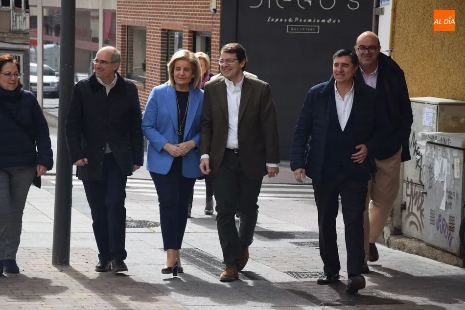 Foto 6 - F&aacute;tima B&aacute;&ntilde;ez: &ldquo;Los gobiernos del PP son referente de prosperidad, de empleo y de garant&iacute;a de...