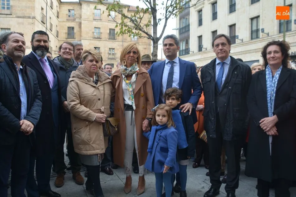 Foto 10 - Salamanca recuerda al hostelero Gonzalo Send&iacute;n con un v&iacute;tor en la plaza Poeta Iglesias