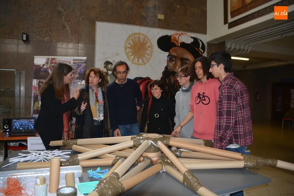 Foto 3 - &ldquo;Fomentamos en los alumnos el gusto por la ciencia, tambi&eacute;n del campo de las humanidades&rdquo;