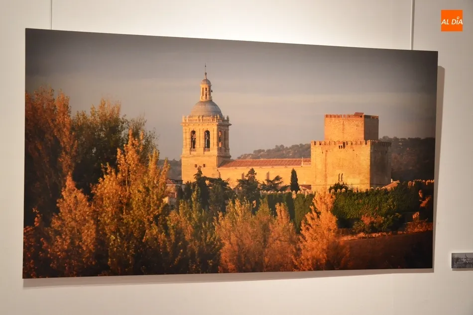 Foto 7 - La belleza monumental de Mir&oacute;briga, protagonista de una exposici&oacute;n en la Casa de la Cultura  