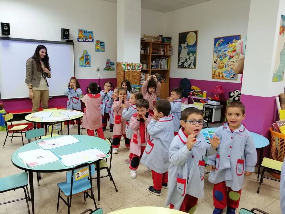 Foto 10 - Los alumnos de 1&ordm; de Infantil del Colegio Trinitarios disfrutan de un delicioso taller de jam&oacute;n  
