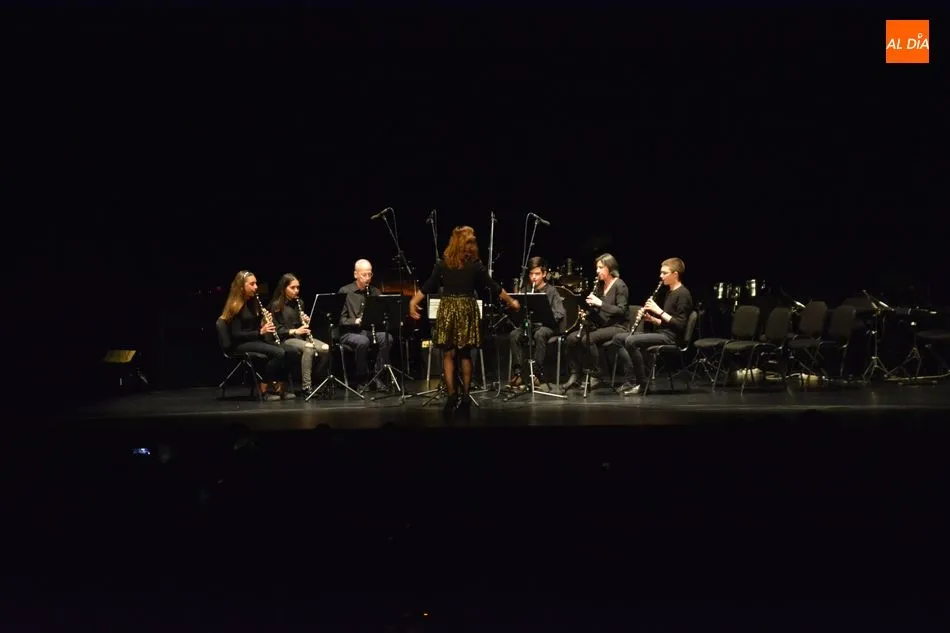 Foto 5 - El Teatro Liceo acoge un variado Concierto de Primavera de la Escuela Municipal de M&uacute;sica