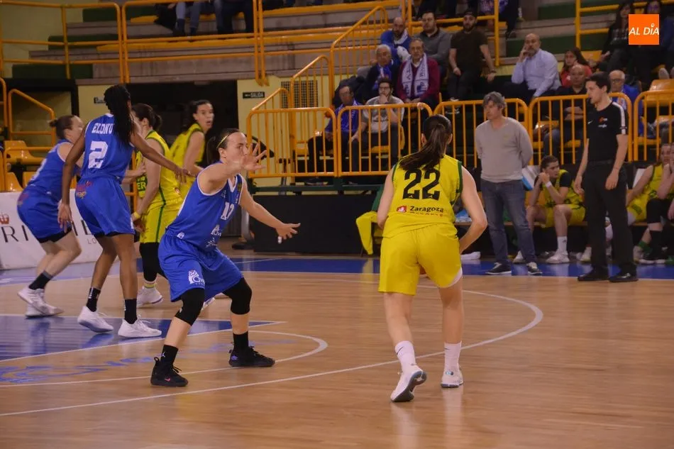 Foto 9 - Perfumer&iacute;as Avenida suma sin problemas la primera victoria frente al Mann Filter Casablanca (77-51)