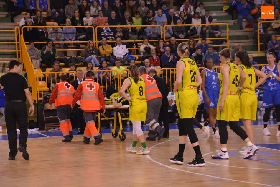 Foto 7 - Perfumer&iacute;as Avenida suma sin problemas la primera victoria frente al Mann Filter Casablanca (77-51)