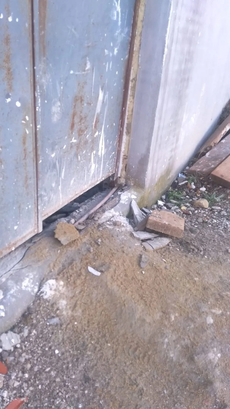 Foto 5 - Roban herramienta en el taller de empleo de Vitigudino por valor de 2.120 euros  