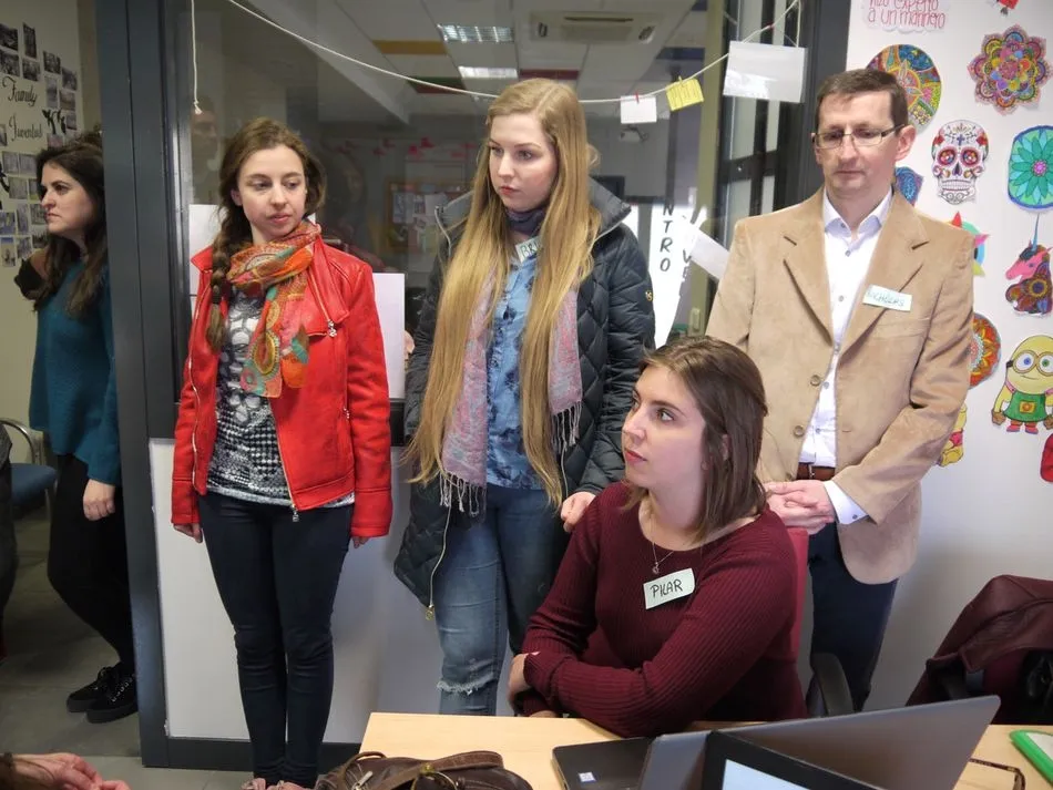 Foto 2 - Educadores del programa Erasmus+ conocen el Centro Joven de Carbajosa