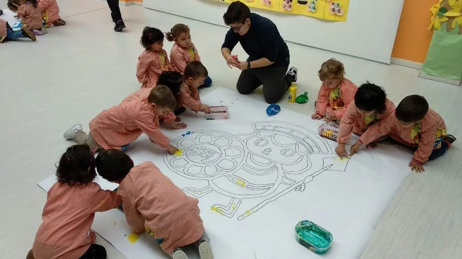 La AFE 75 Aniversario hace parada en la Escuela Infantil  