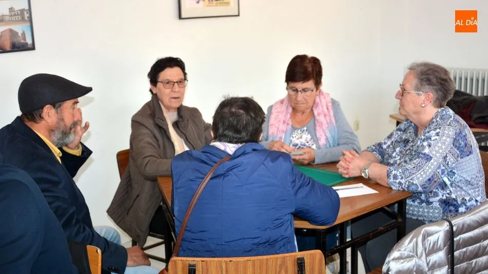 Foto 2 - La I Convivencia de Primavera re&uacute;ne en Lumbrales a m&aacute;s de 400 jubilados de la comarca de...