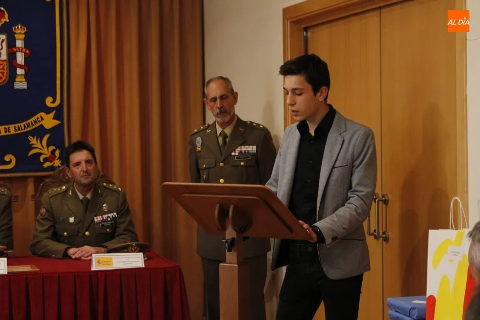 Foto 3 - La Subdelegaci&oacute;n de Defensa entrega los premios escolares &lsquo;Carta a una militar espa&ntilde;ola&rsquo;  