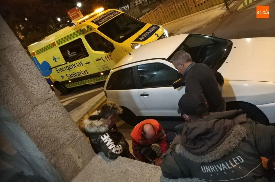 Foto 2 - Herido un var&oacute;n al sufrir una ca&iacute;da en los soportales del Mercado de San Juan