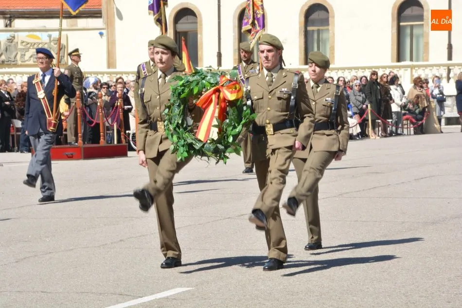 Foto 3 - Veteranos de las Fuerzas Armadas y Guardia Civil celebran la fiesta de su patr&oacute;n