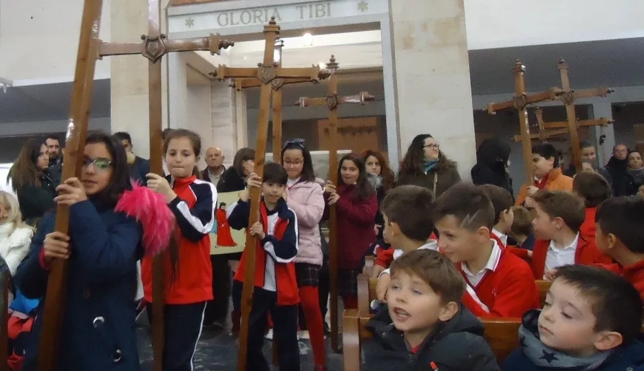 Alumnos de todas las edades participaron en esta celebración