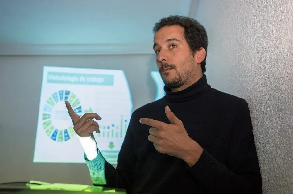 Foto 2 - Ciudad Rodrigo en Com&uacute;n aprueba su programa electoral con el a&ntilde;o 2030 en el horizonte  
