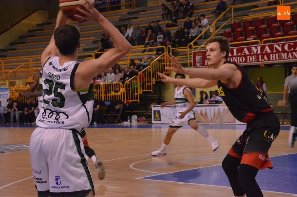 Foto 11 - Magn&iacute;fico papel de La Antigua, que da la cara en su partido m&aacute;s dif&iacute;cil (81-84)  