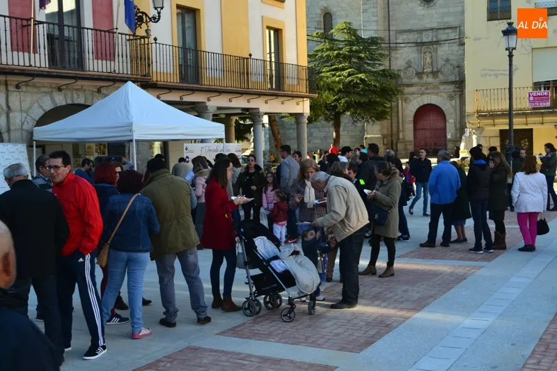 Foto 9 - M&aacute;s de 900 torrijas solidarias baten r&eacute;cord durante la III Torrijada ben&eacute;fica en favor del...