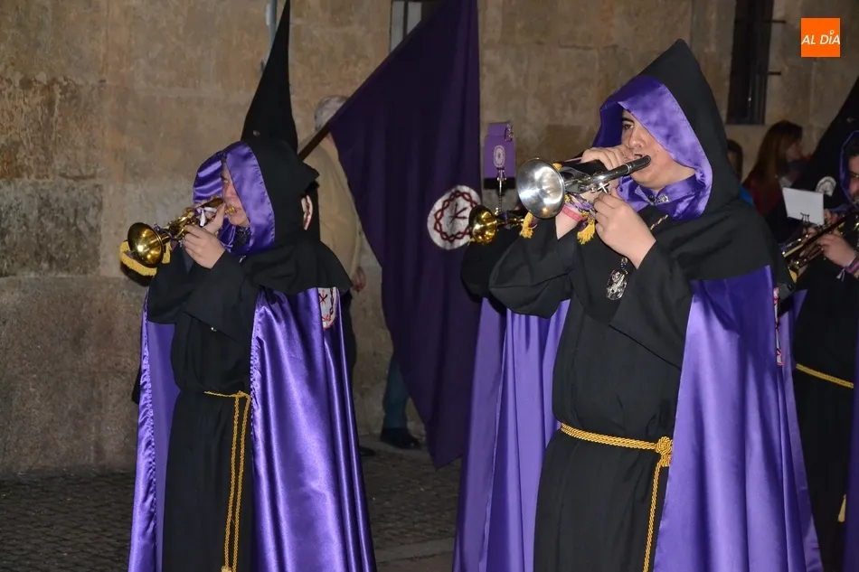 Foto 7 - Hist&oacute;rico tr&aacute;nsito de La Dolorosa por el adarve de La Muralla para abrir la Semana Santa  