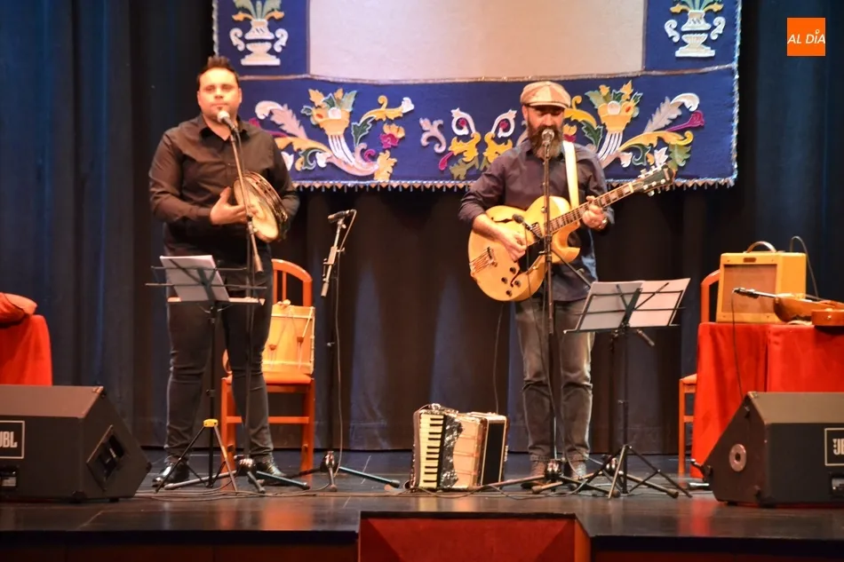 Foto 3 - El universal lenguaje de la m&uacute;sica une los dos lados de la Raya en el Teatro Nuevo  