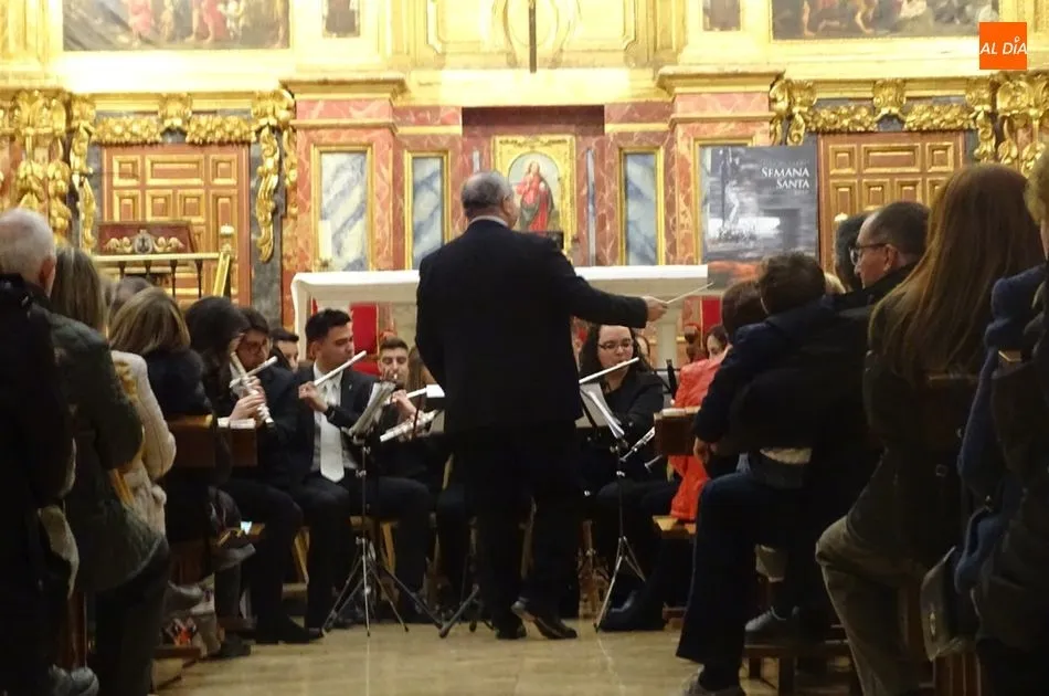 Foto 7 - La m&uacute;sica de Semana Santa llena la iglesia de la Anunciaci&oacute;n