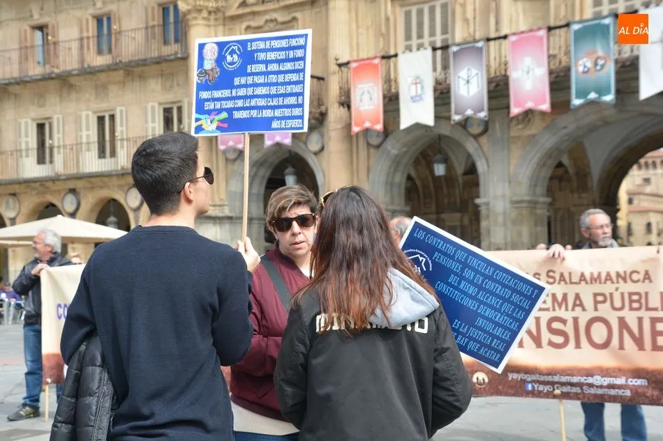 Foto 4 - Los &lsquo;yayogaitas&rsquo; se movilizan en Salamanca por la defensa del sistema p&uacute;blico de pensiones