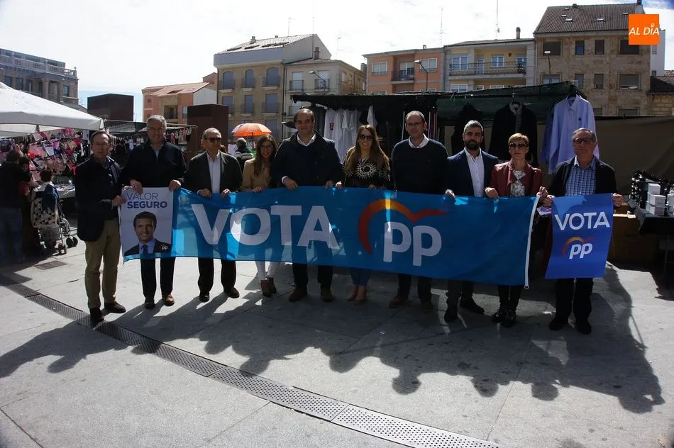 El PP hace campaña de su ‘Valor Seguro’ en Guijuelo