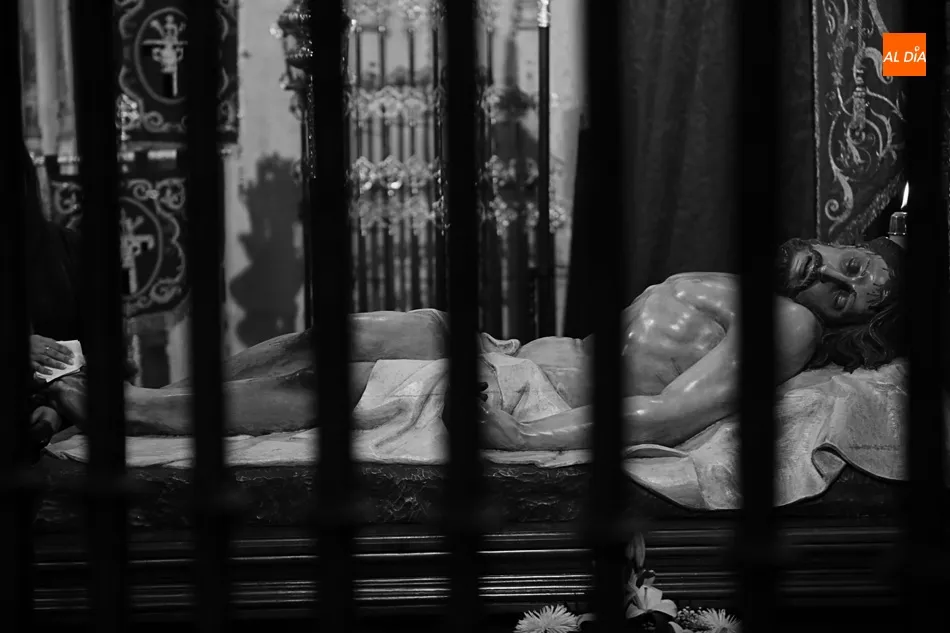 Foto 8 - A los pies de la Misericordia