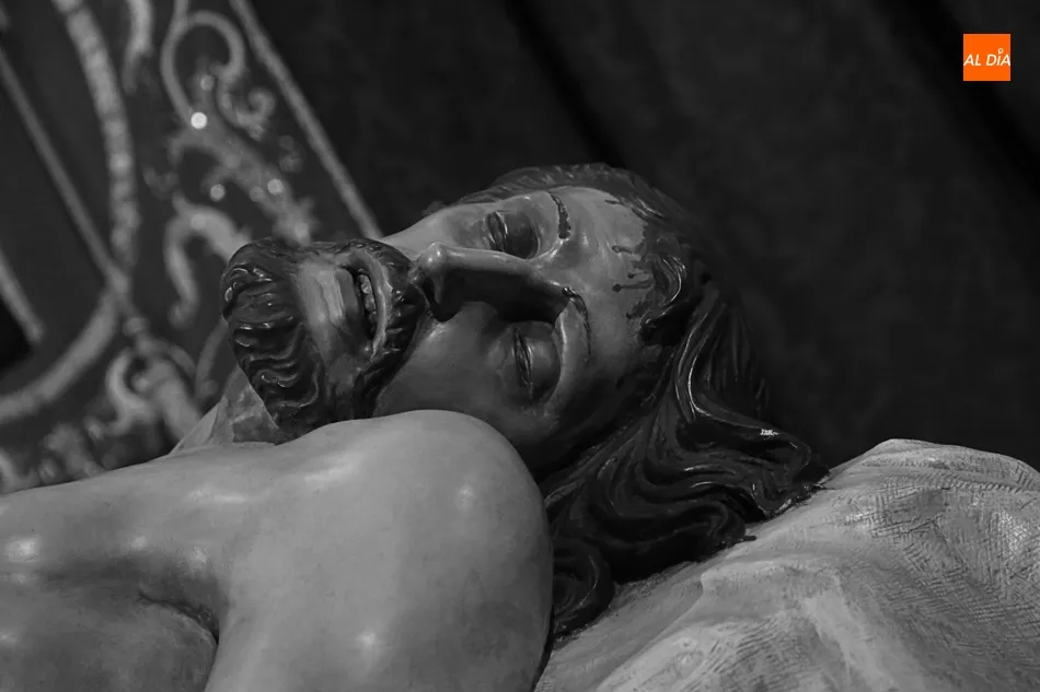 Foto 6 - A los pies de la Misericordia